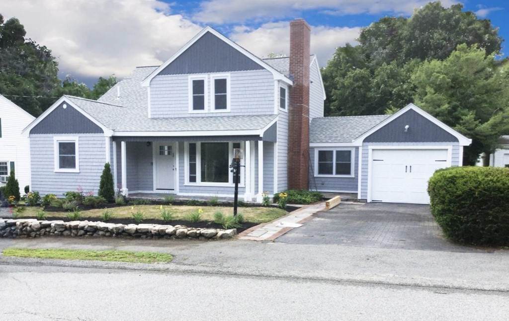 55 George Street, Dartmouth, MA 02748