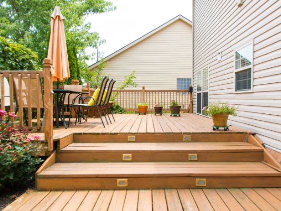 Why It’s Important To Maintain Your Deck