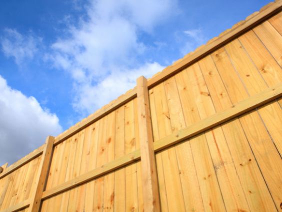 Crucial Tips for Building a Fence on Your Property